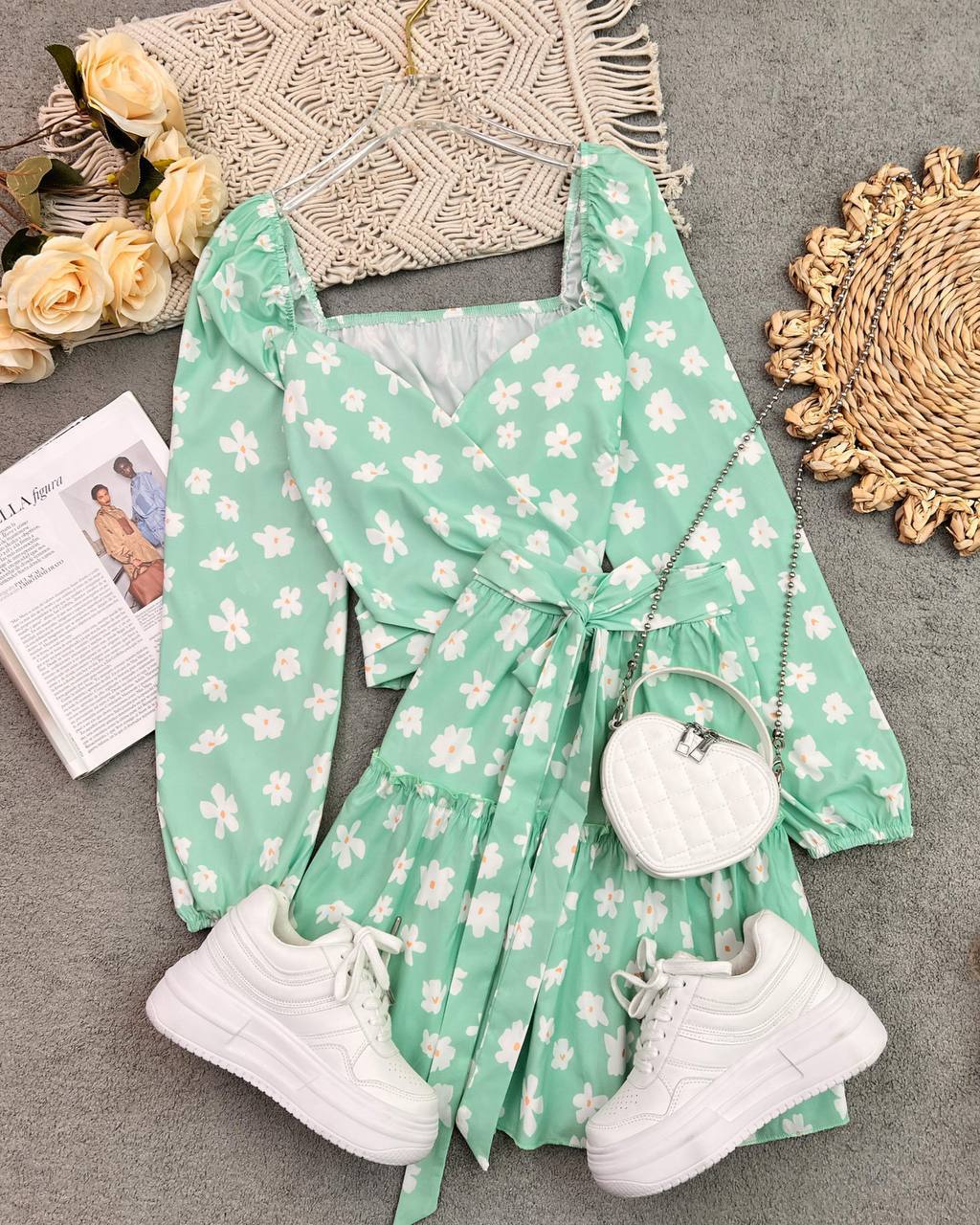 CONJUNTO CARLOTTA
