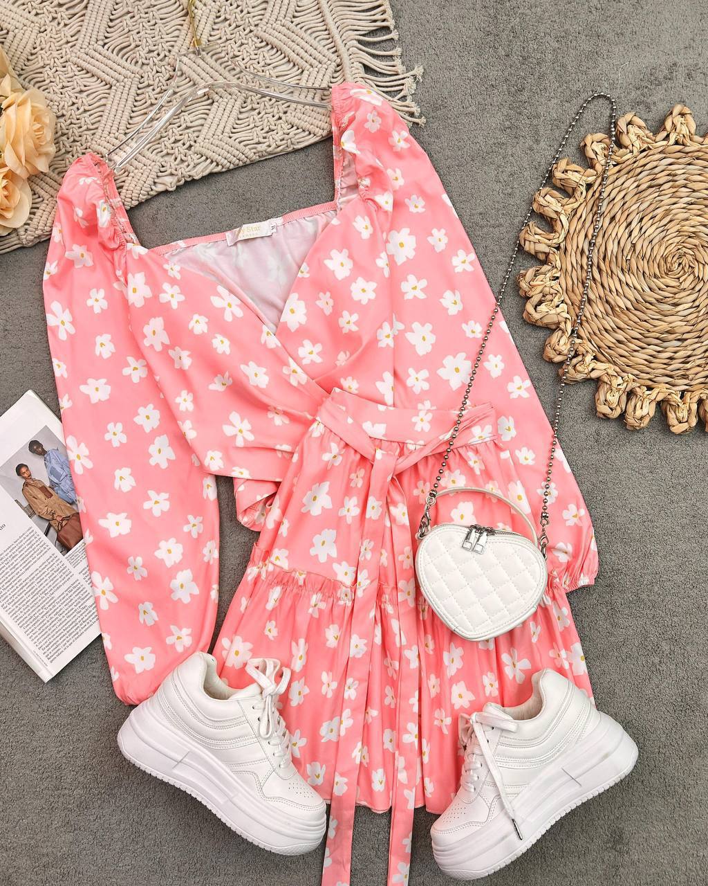 CONJUNTO CARLOTTA