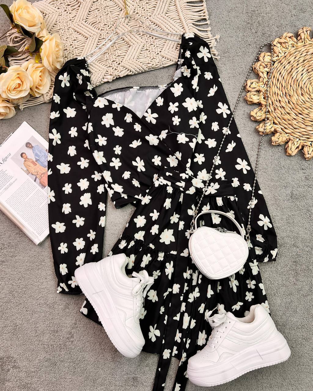 CONJUNTO CARLOTTA